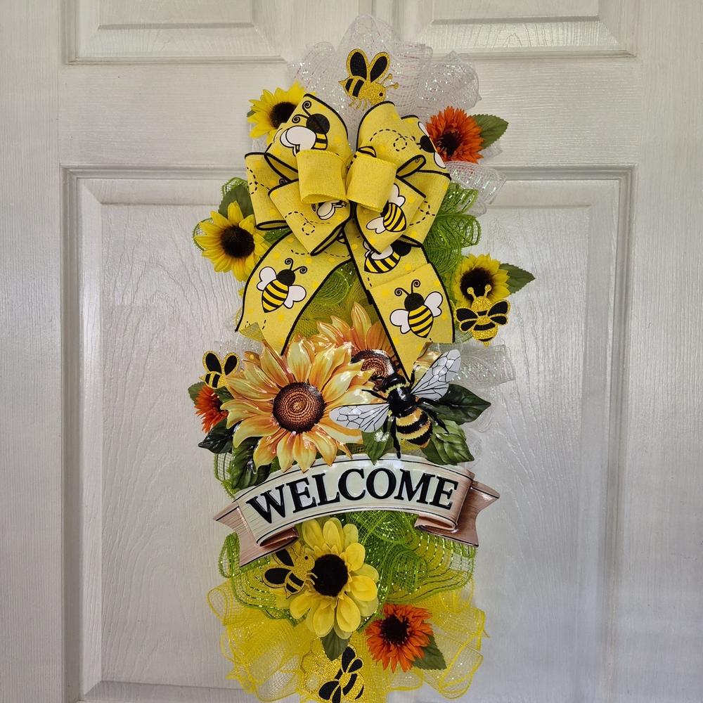 "Welcome" Wreath Swag For Door, Floral & Bees